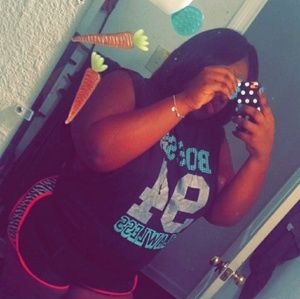 Meet your Posher, Renee